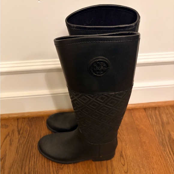 Tory Burch Black Quilted Rain Boots - Picture 3 of 8